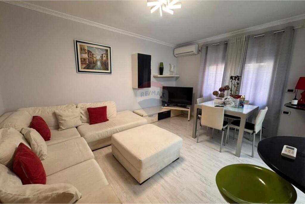 RENT APARTMENT 2+1 AT GARDA !