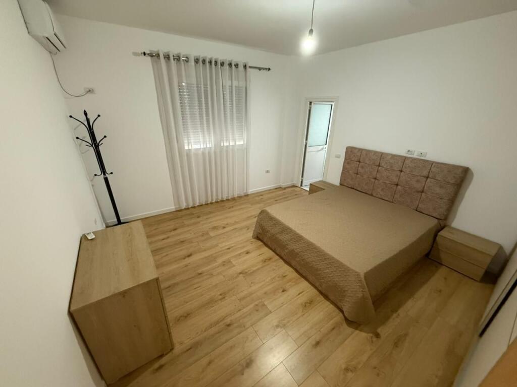 APARTAMENT PER QERA