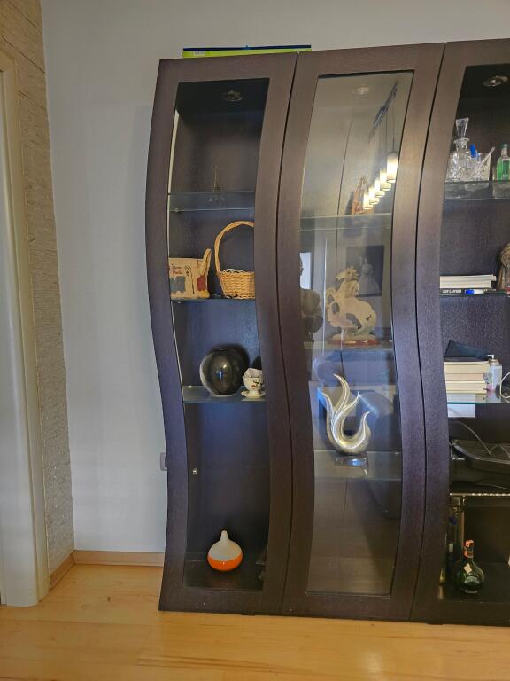 Affittasi 2+1+2, vicino a 21 Dhjetori