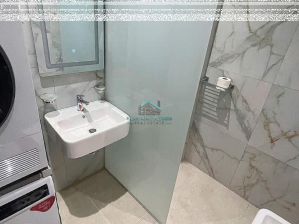 Apartament me Qera 1+1 Centrale, Vlore.