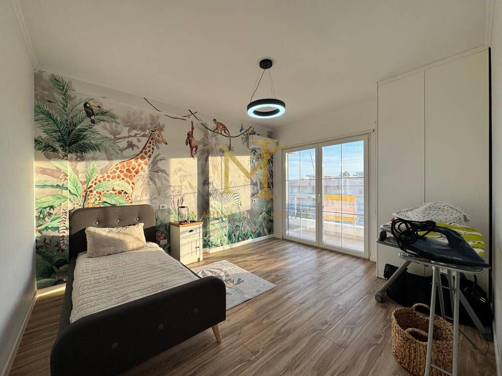 Jepet me qera 2+1+2 banjo, ne Plazh (Ura e Dajlanit)