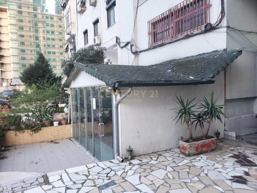 Prane Delijorgjit - Shitet Dyqan Kati 0 tek Ish Parku 85,000 €