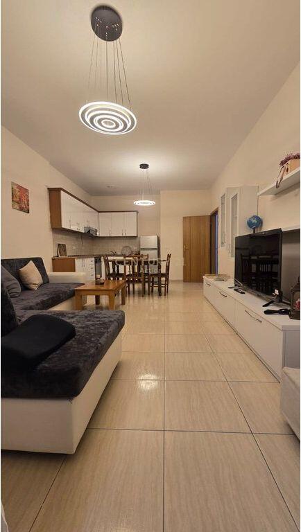 AFFITTO APPARTAMENTO 1+1, VIA ELBASAN! 700 € /Mese