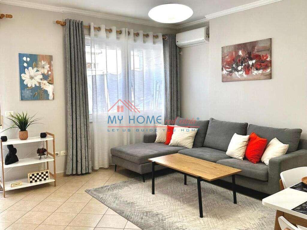 Apartament 1+1 me qera Qender ne Tirane