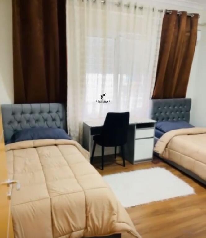 APARTAMENT ME QERA 2+1 KOPSHTI ZOOLOGJIK 1500 EURO