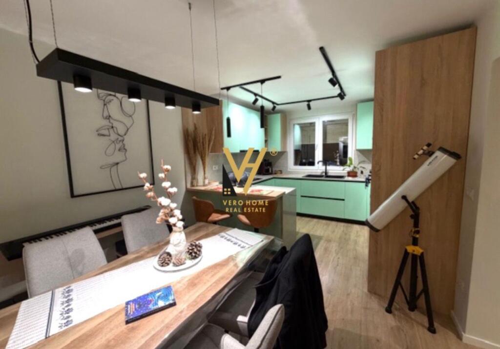 JEPET APARTAMENT 1+1 ME QIRA NE MYSLYM SHYR 750 EURO