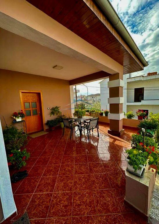 Rent, Private 2-storey house, Sauk