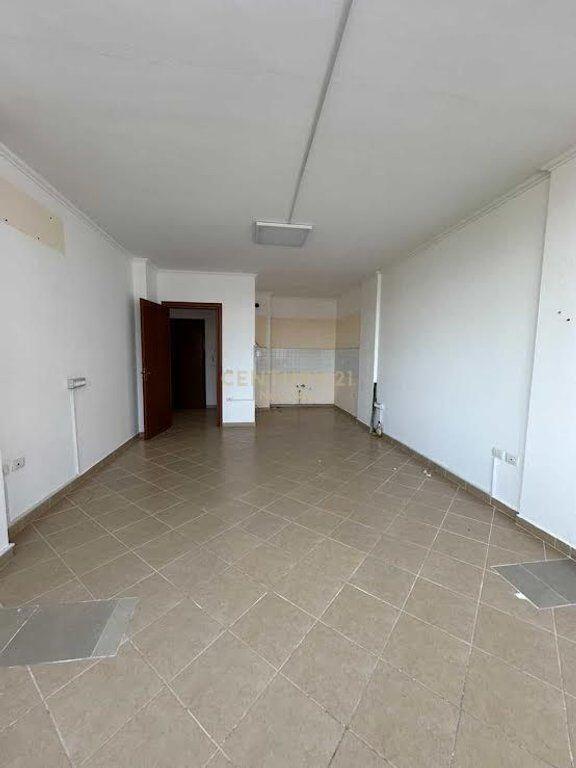Apartment 2+1+2 with sea view for sale 190,000 € Total area 104m2