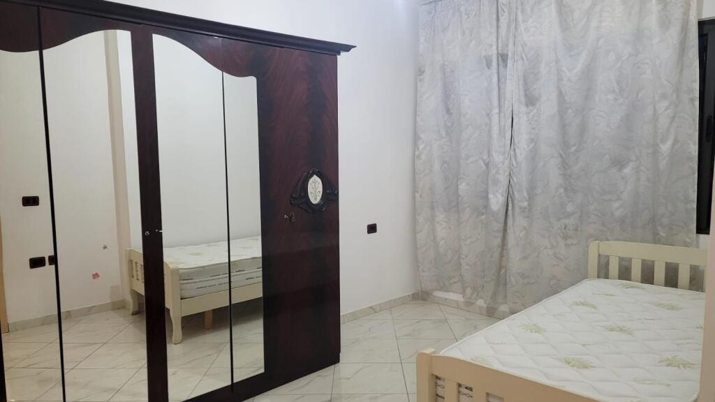 Jepet Me Qera Apartament 2+1+1 Ballkon
