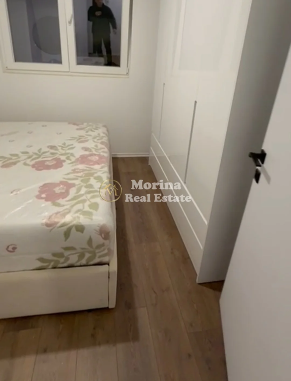 Qera | Apartament 1 + 1 | Rruga 5 Maji| 450 €/Muaj