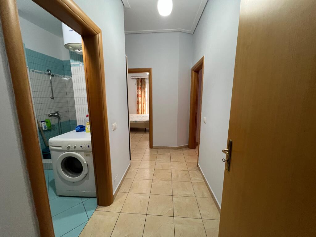 APARTAMENT 2+1 ME QERA