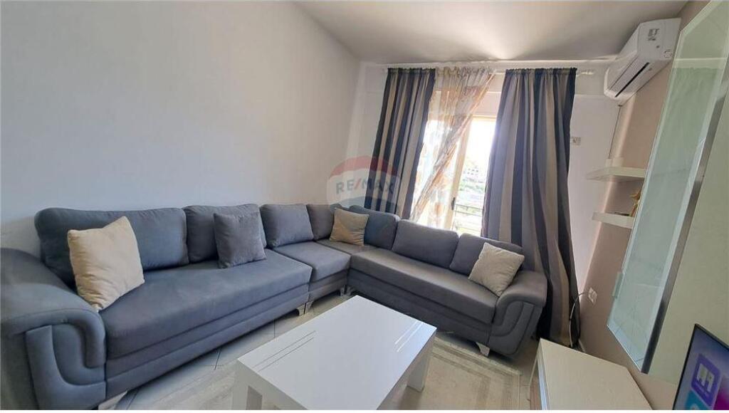 APARTAMENT 2+1 ME QERA