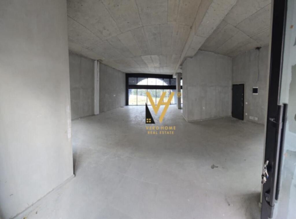 BUSINESS PREMISES 125 M2 FOR RENT IN ASTIR 1,300 EURO