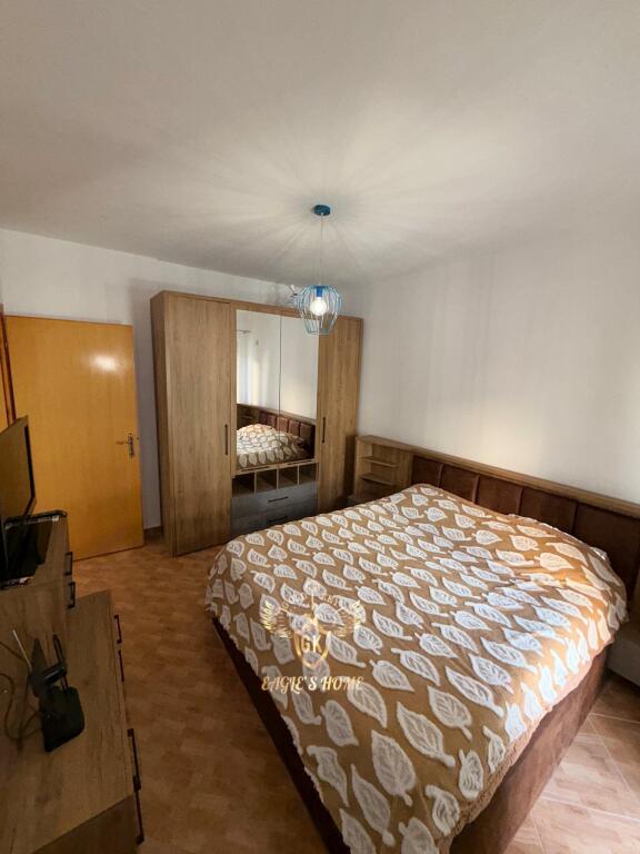 🏡 IN VENDITA 1+1 + 2 balconi 📍Shkembi Kavajes  💰 Prezzo: 75.000€