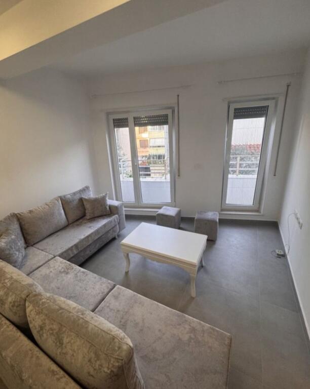 📌 Jepet me Qira Apartament 2+1 me Post Parkimi – Kodra e Diellit 1