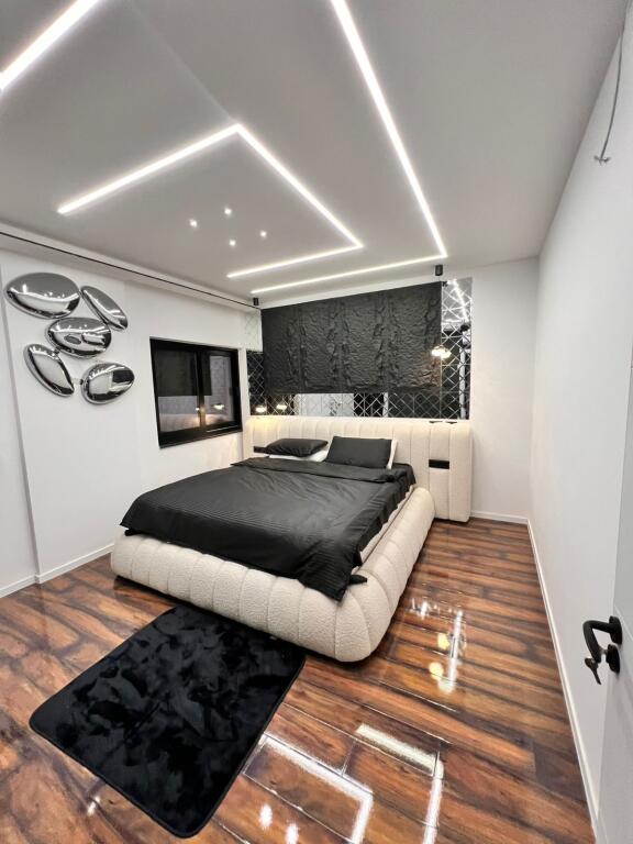 Luxury 2+1+2 apartment for rent in Zog te Zi!