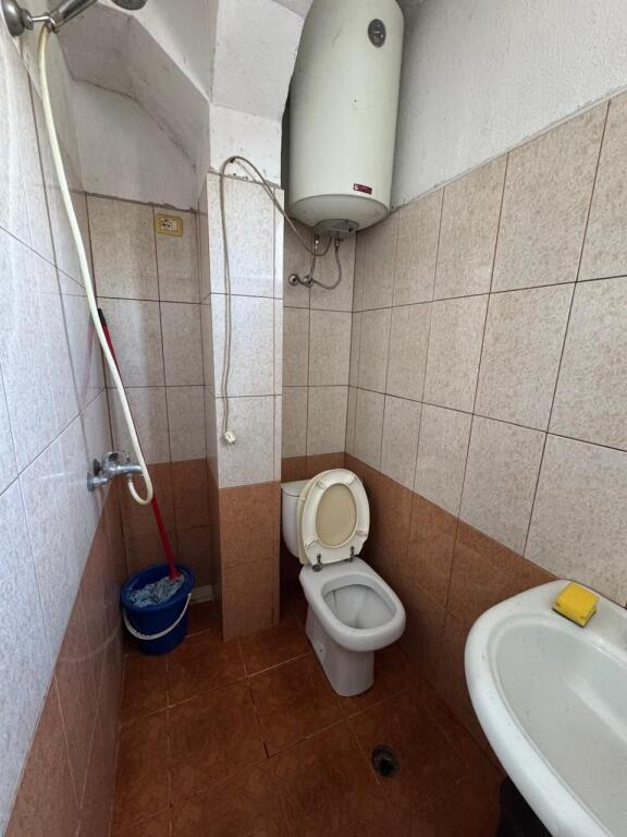 !!Jepet me Qira Kati i Parë i një Shtëpie Private – Don Bosko (Xhamia)!!