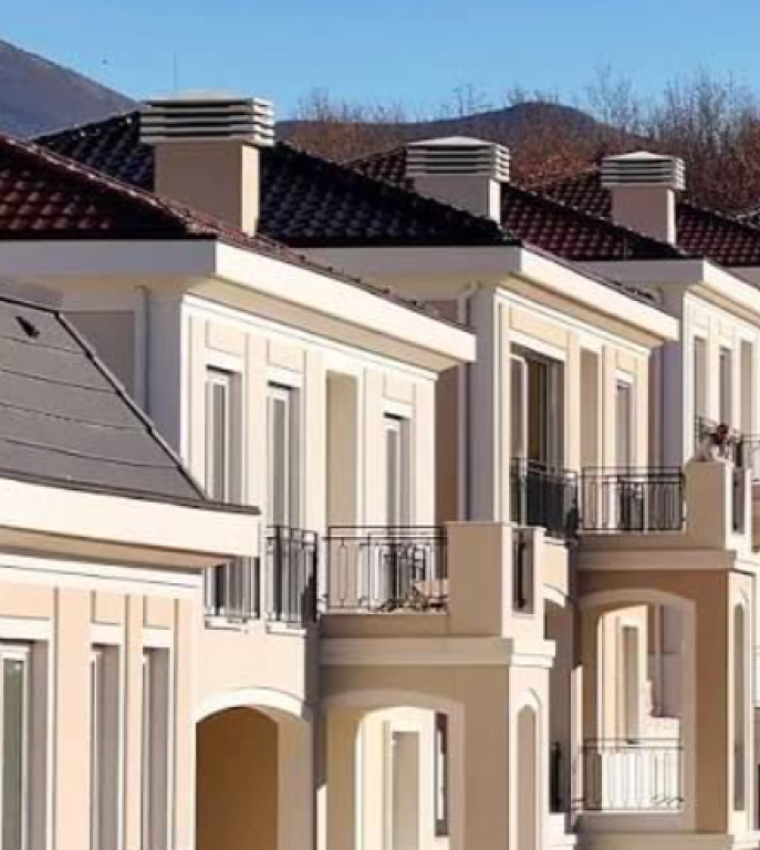 🏡 Vilë 3-Katëshe për Shitje – Collina Verde, pranë TEG