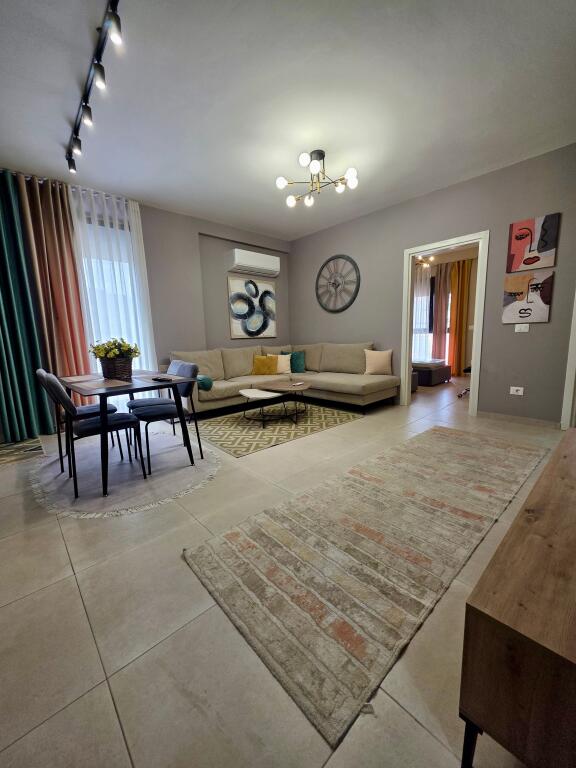 📣 AFFITTO Appartamento 2+1 Con 2 Bagni E Veranda 📍 Vicino Al Giardino Botanico ✨