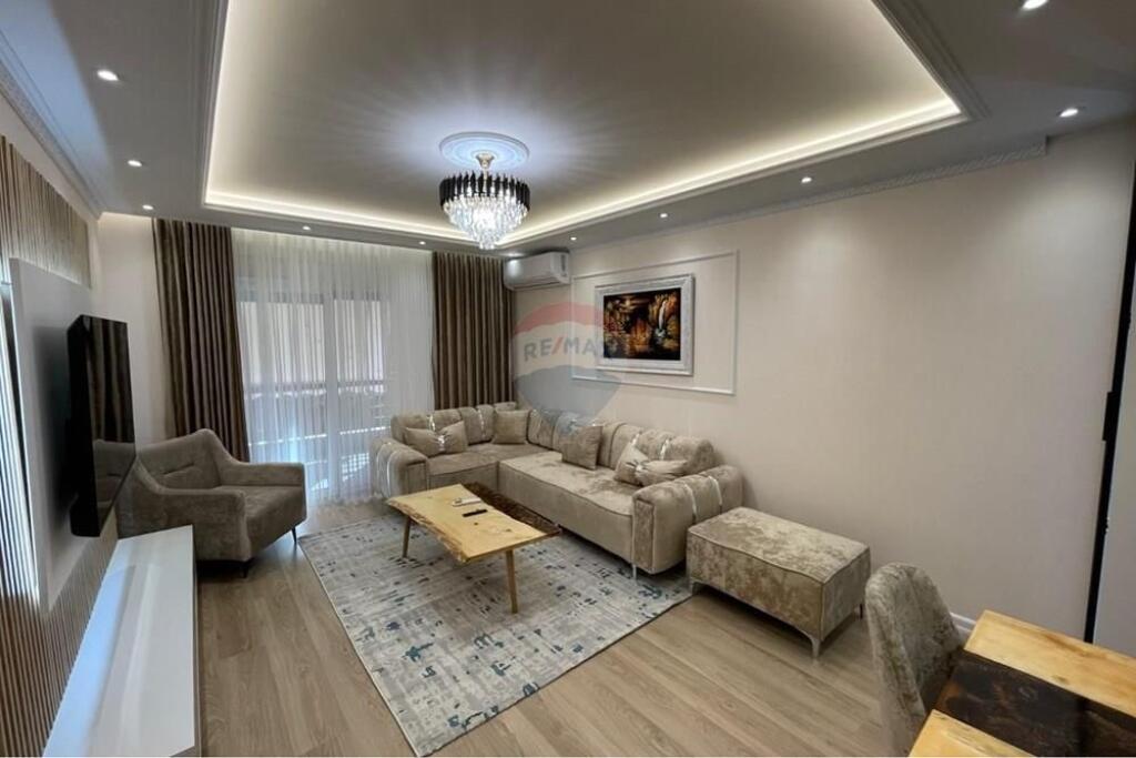 Qira/ Apartament 2+1+2+p. parkimi te L. i Thate