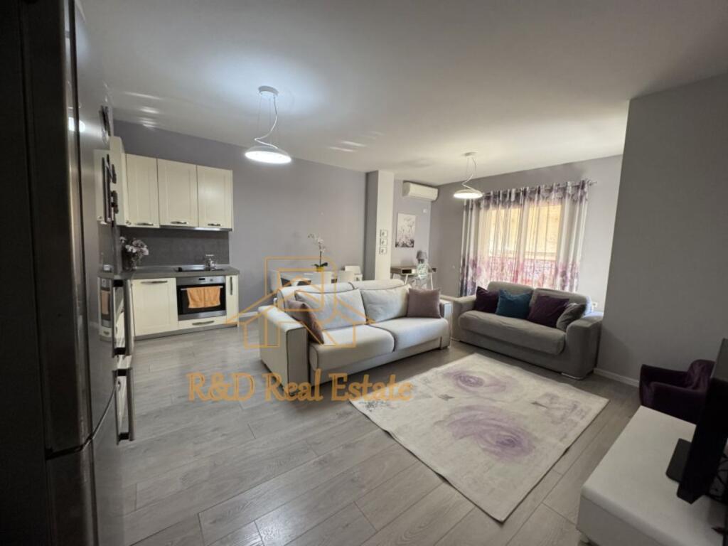 🏡 Jepet me qira apartament 1+1 – Rruga Jordan Misja
