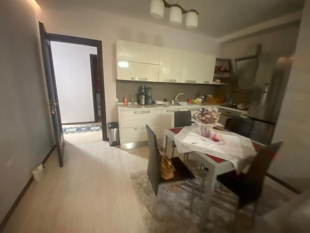 2+1,i mobiluar te atsh ja ministri e jashtme,cmimi 850 euro