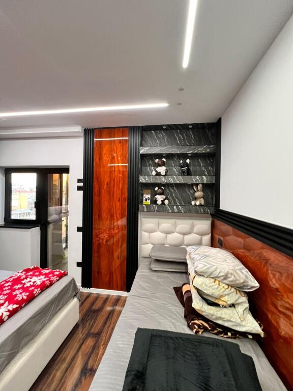 Luxury 2+1+2 apartment for rent in Zog te Zi!