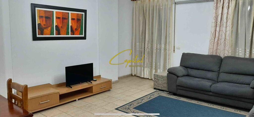 APARTAMENT ME QIRA 1+1 QENDER 600 EURO