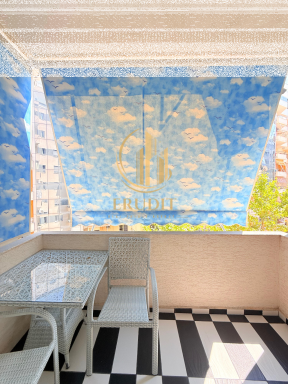 AFFITTASI APPARTAMENTO 2+1 LUNGOMARE, VLORË