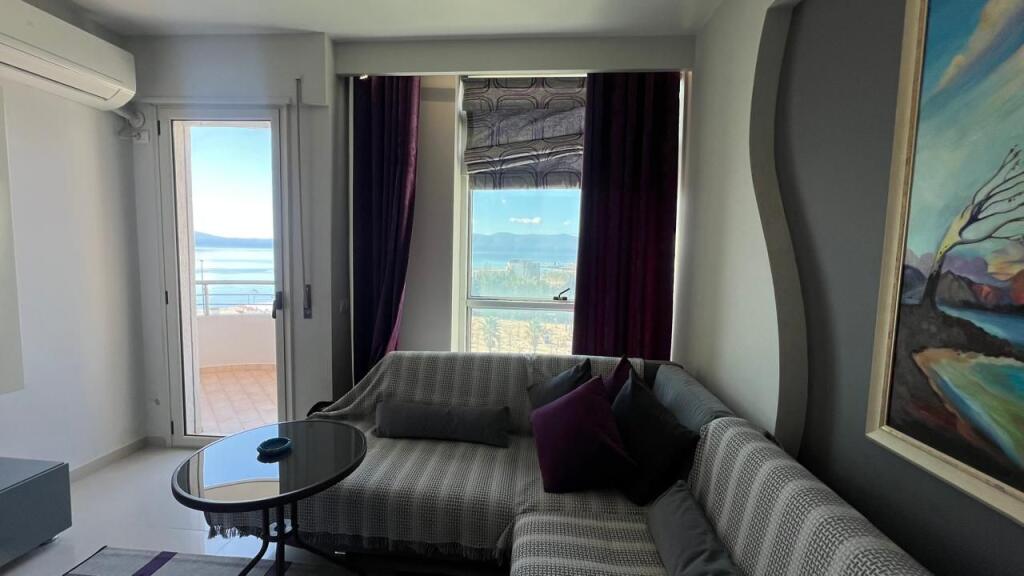 Apartment for rent on the promenade