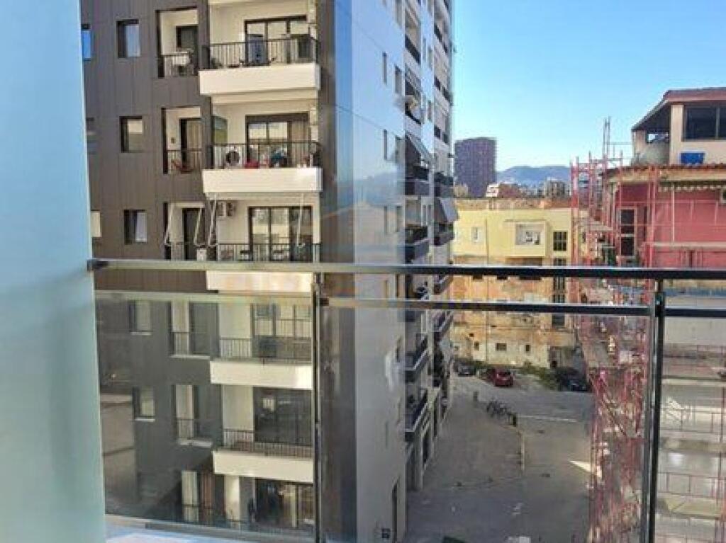 Affitto, Appartamento 2+1+2, Per Uffici, Mine Peza, Tirana