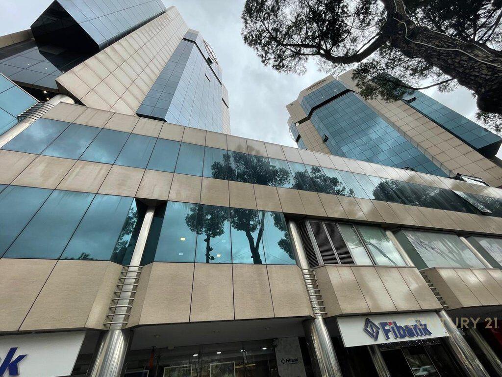 APARTAMENT ME QIRA NË KULLAT BINJAKE 500 € /muaj