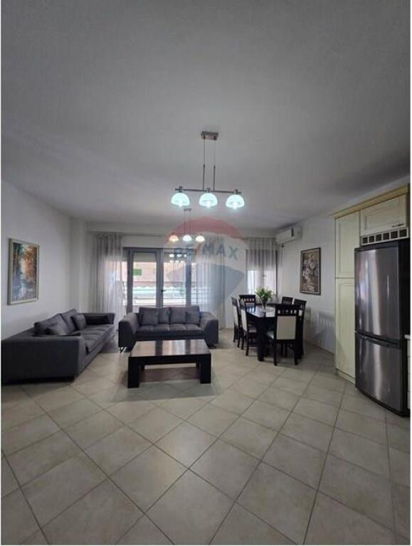 APARTAMENT ME QIRA 2+1+2 TE KOPSHTI ZOOLOGJIK!