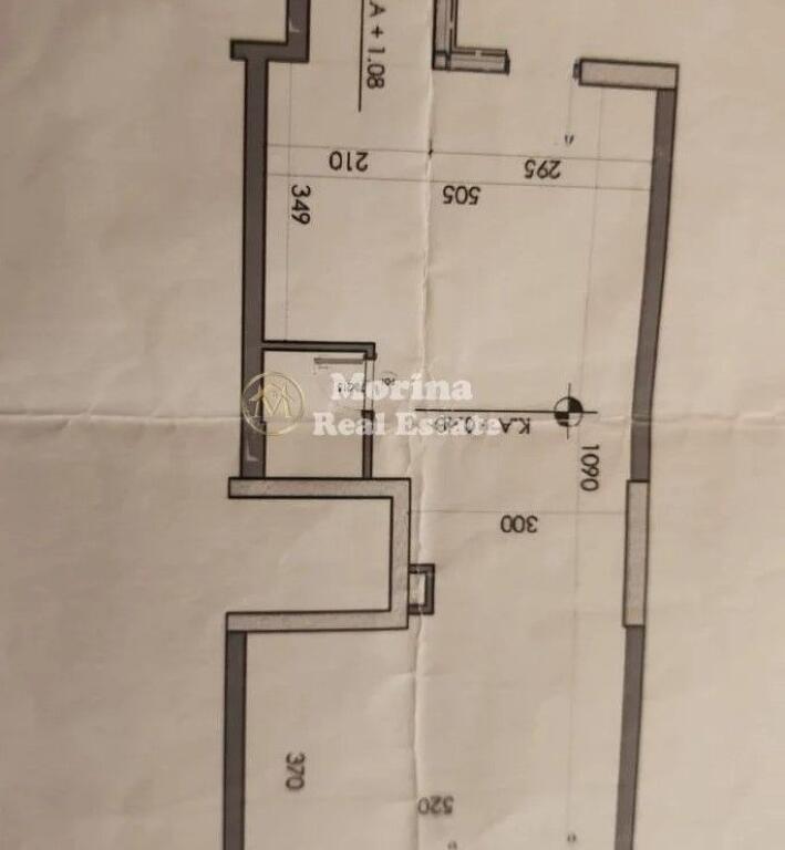 Vendita | Locale Commerciale | Kinostudio | 164000 €