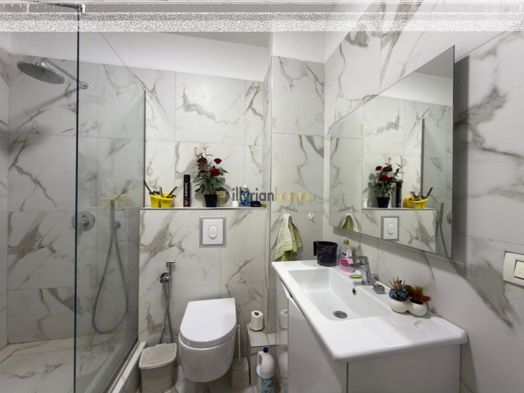 For sale, Apartment 2+1+2 Bathrooms and 2 Balconies, “Bulevardi Zogu i Parë”, Tirana.