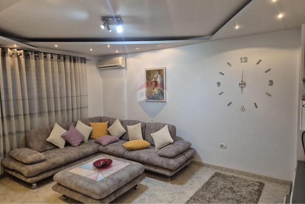 APARTMENT 1+1 FOR RENT AT NDRE MJEDA