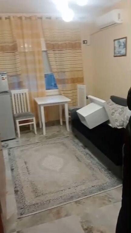 GARSONIERE ME QERA 24 M2 MYSLYM SHYRI 40.000 LEKE