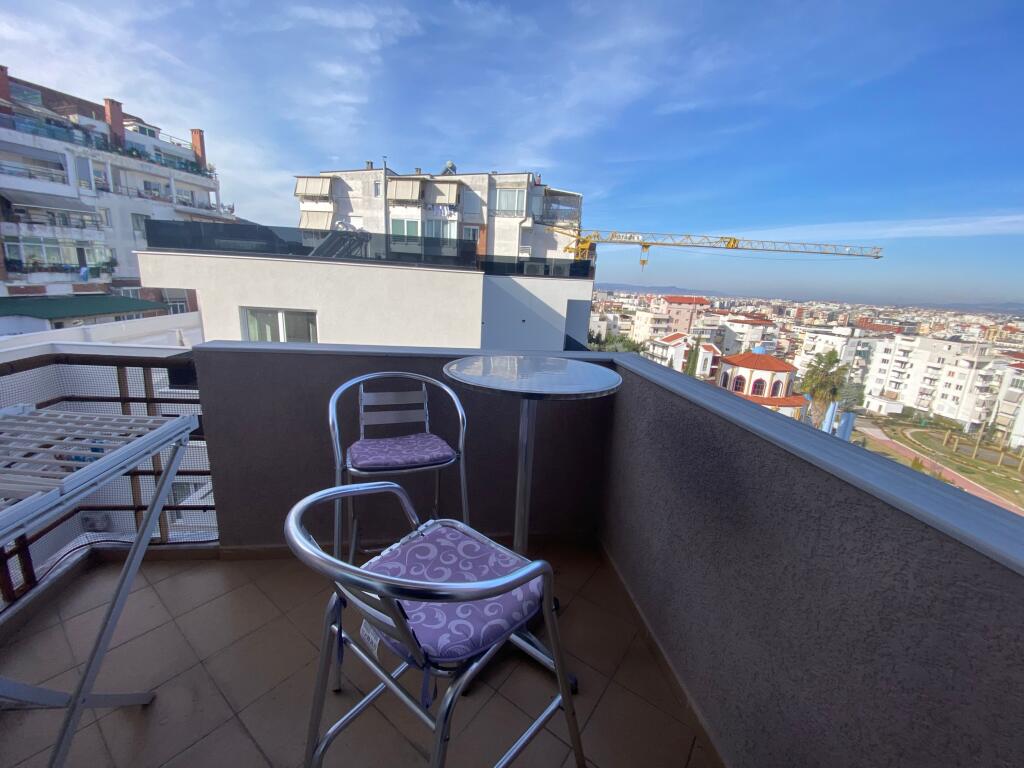 1+1,i mobiluar te fondacioni leonore kodra e diellit,141.000 euro