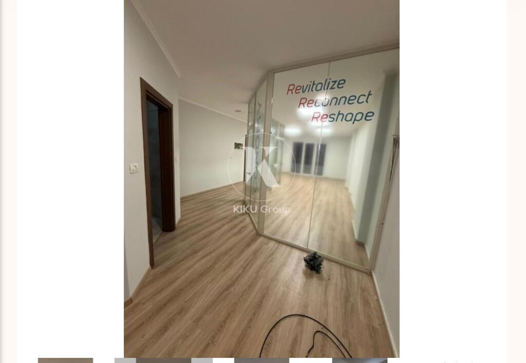 Premises for rent for offices, in the block, 1600 euros