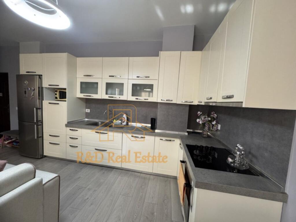 🏡 Jepet me qira apartament 1+1 – Rruga Jordan Misja