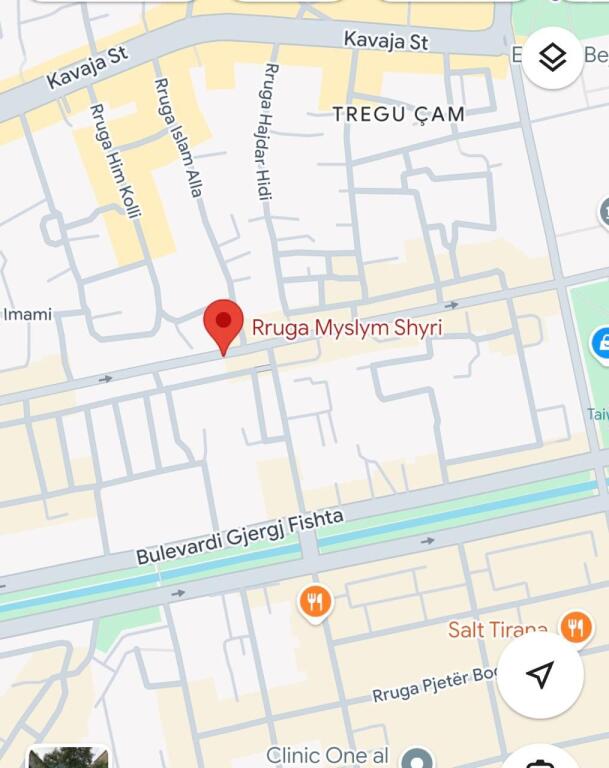 SHOP FOR SALE 64 M2 MYSLYM SHYRI 670,000,000 LEKE