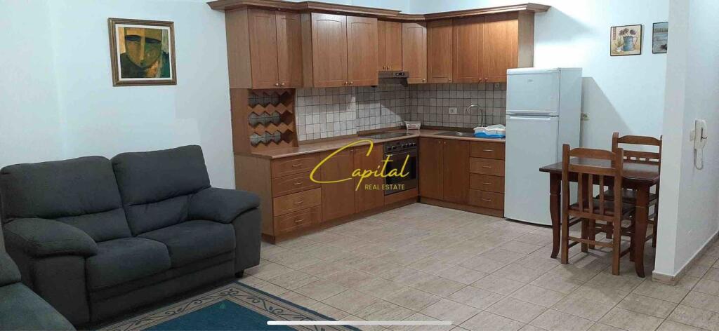 APARTAMENT ME QIRA 1+1 QENDER 600 EURO