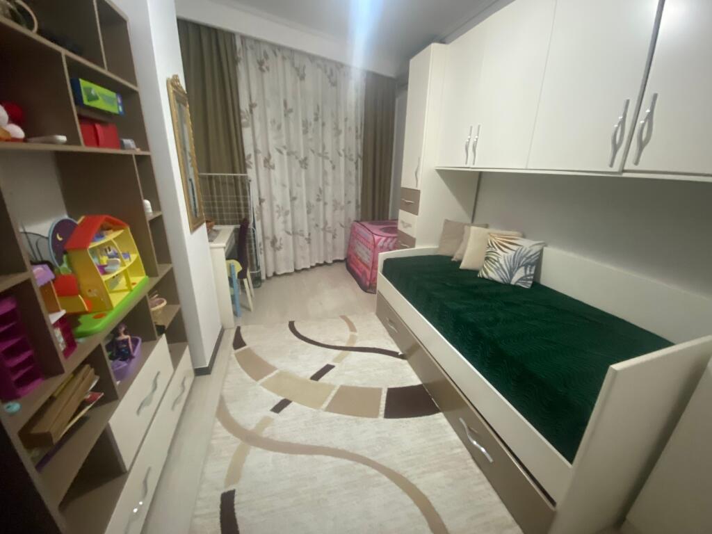 2+1,i mobiluar te atsh ja ministri e jashtme,cmimi 850 euro