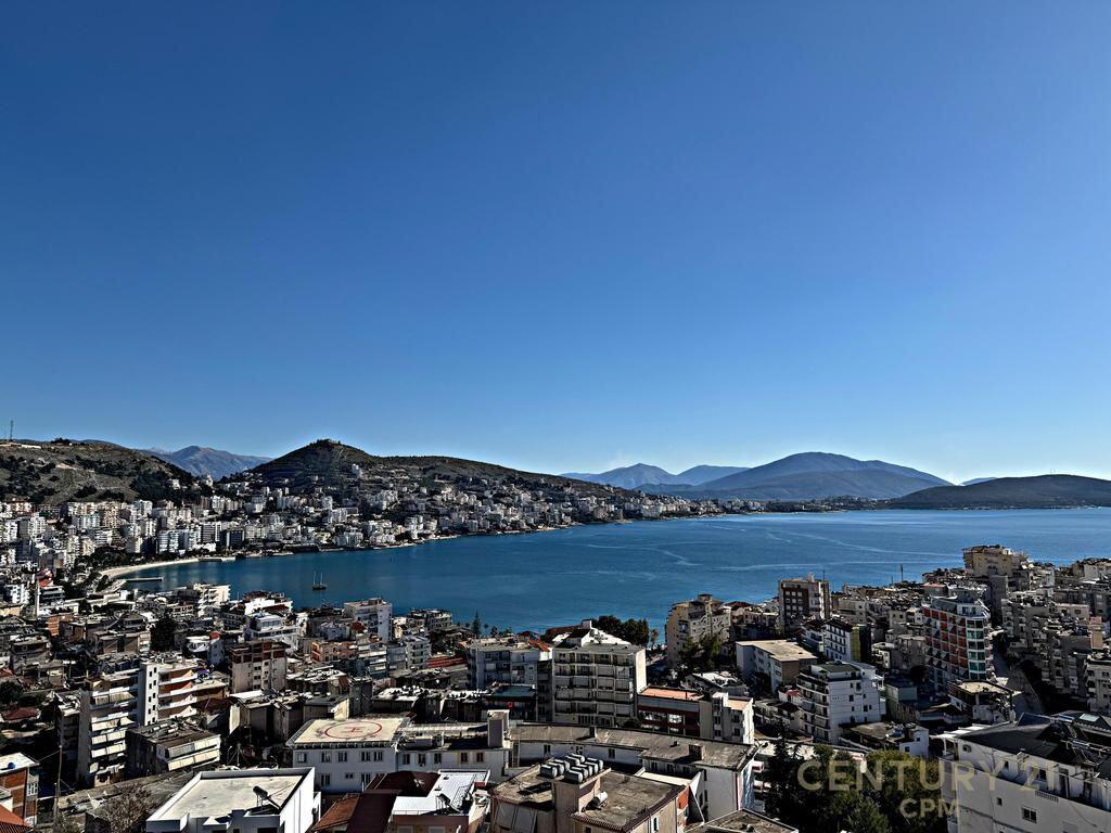 VENDIAMO APPARTAMENTO 3+1+3 A SARANDA! 245.000 € Sup. Totale 156m2