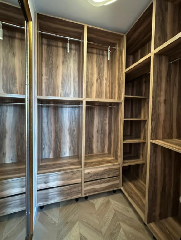 🏡 Luxurious Apartment 1+1 + Parking Space for Rent – Park Gate Residence