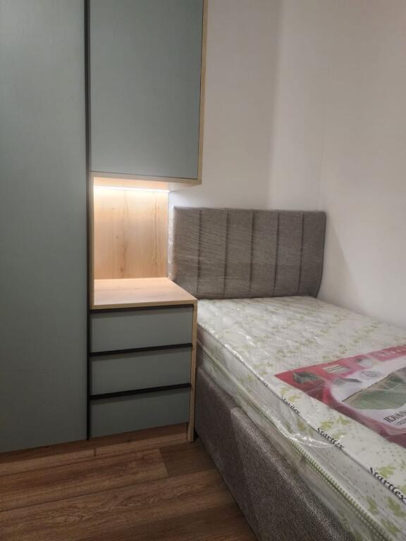 In Affitto Appartamento 2+1+1 Balcone