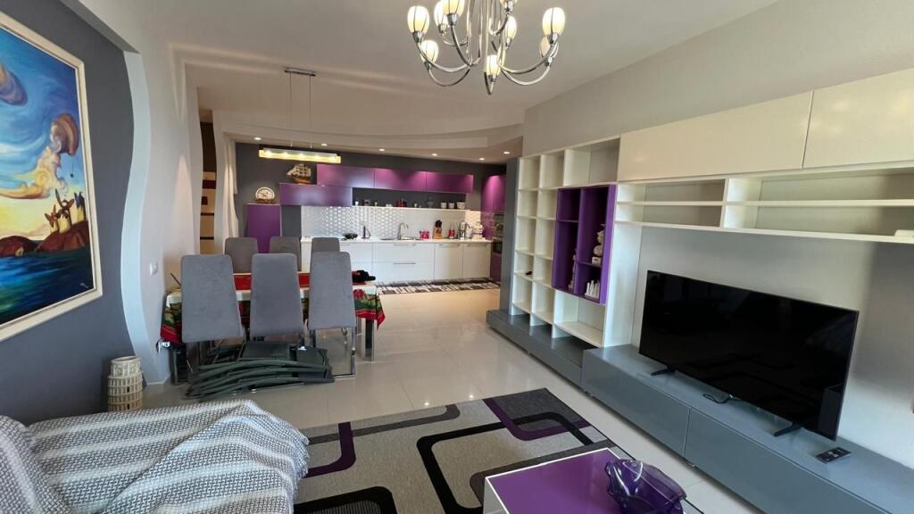 Apartment for rent on the promenade