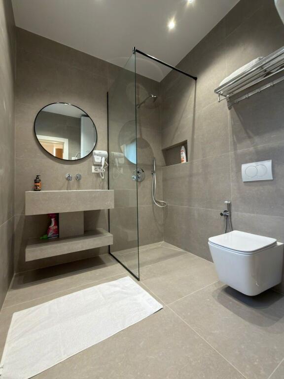 📌 JEPEN ME QIRA 2 STUDIO – QENDËR, 9-KATSHE