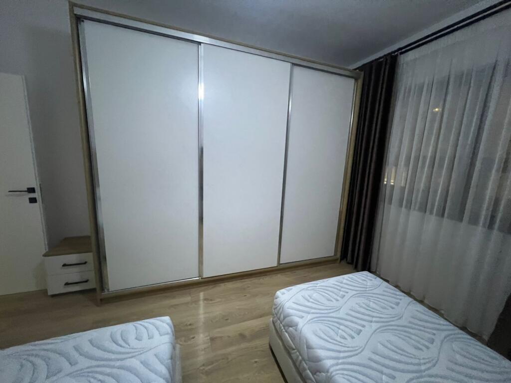 Jepet me qira 1+1 ASTIR 500 mije leke te bar Oslo