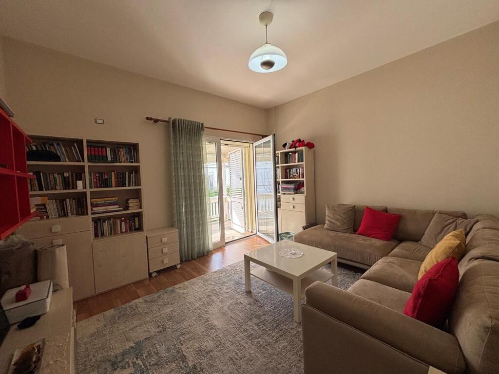 Shitet Vilë – Lura, Gjiri i Lalzit